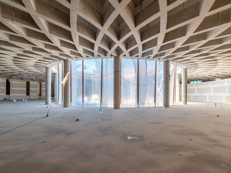 Plancher de cave à caissons ou à poutres transversales de forme circulaire, réalisé avec un coffrage Arbloc